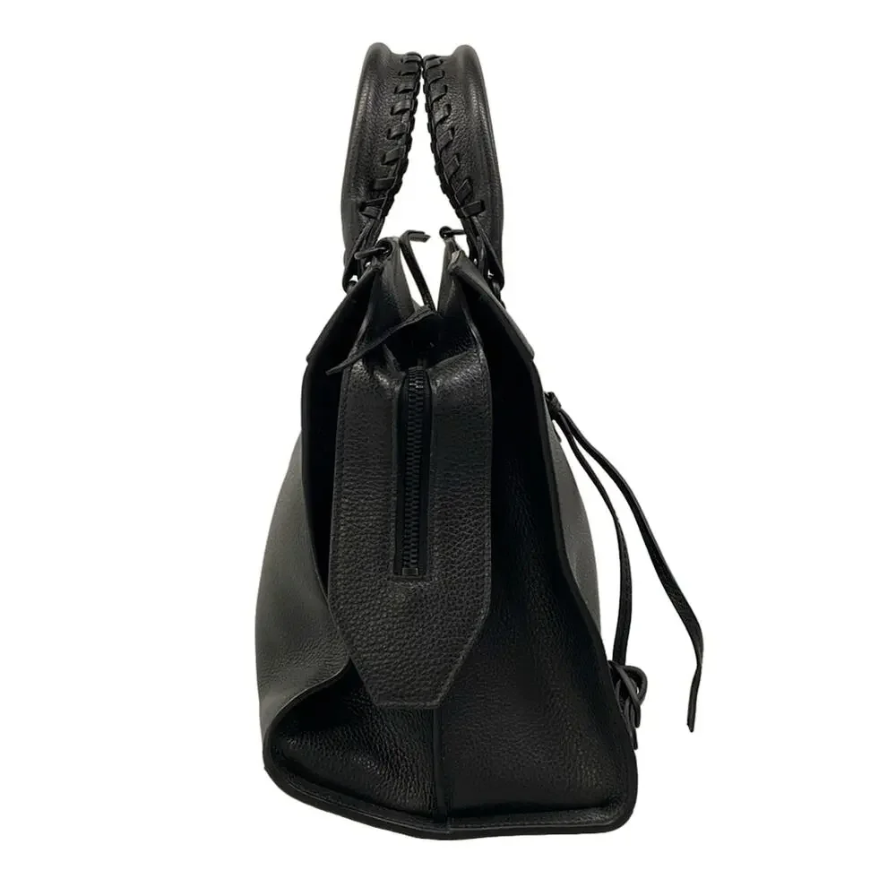 Balenciaga neoclassic city